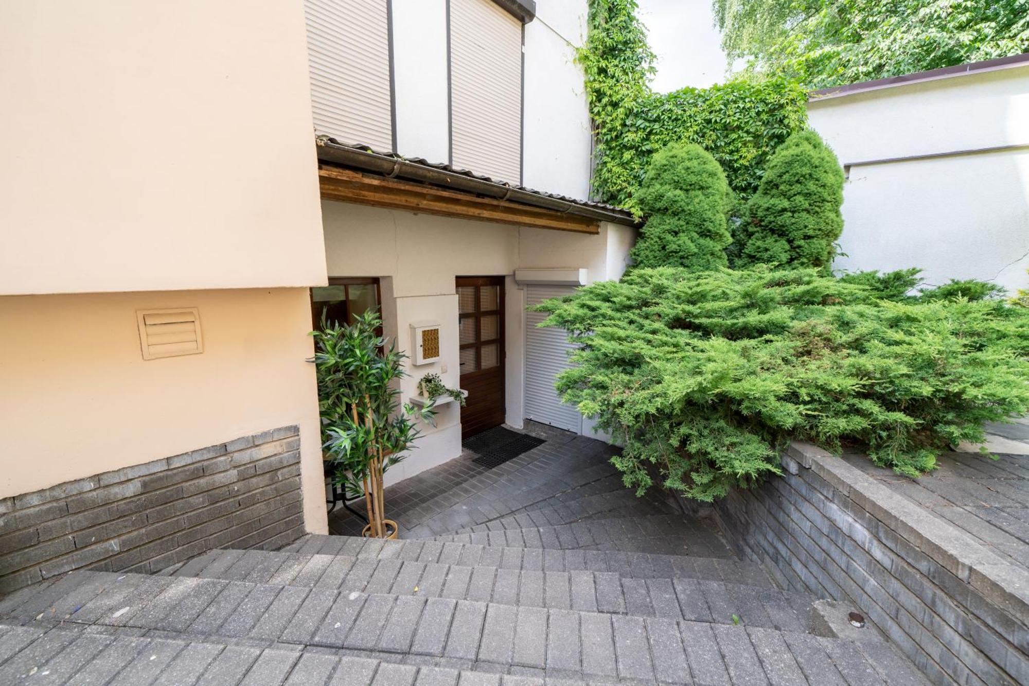 Cozy Suite With Inner Yard 维尔纽斯 外观 照片